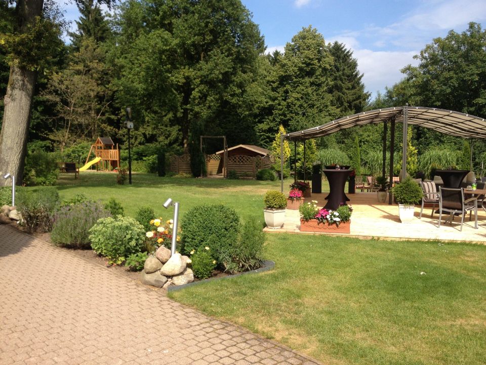 "Blick in den Garten" Hotel Waldhusen (Lübeck