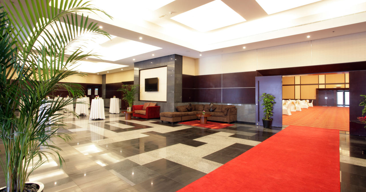 Фото ramada hotel suites ajman