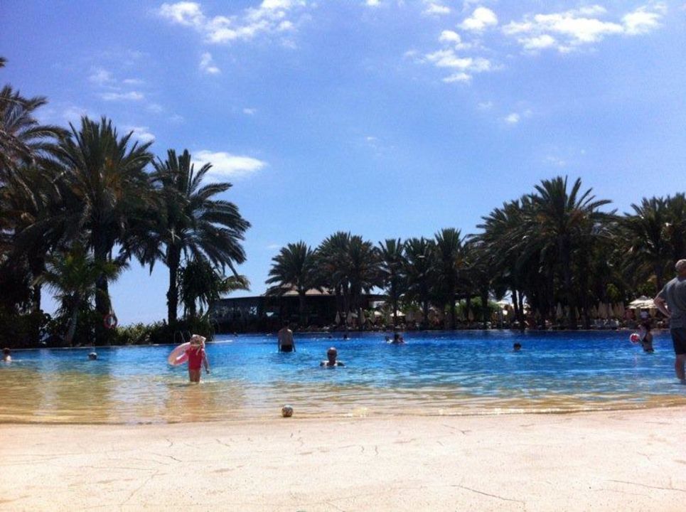 Lago Pool Mit Sand Lopesan Costa Meloneras Resort Spa Casino Meloneras Holidaycheck Gran Canaria Spanien