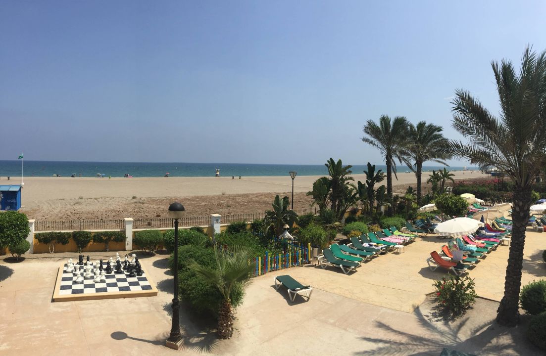 "Playa vista desde la piscina del hotel" Zimbali Playa Spa Hotel (Vera