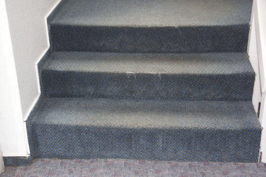 Abgenutzter Teppich Comfort Hotel Aquarius Braunschweig