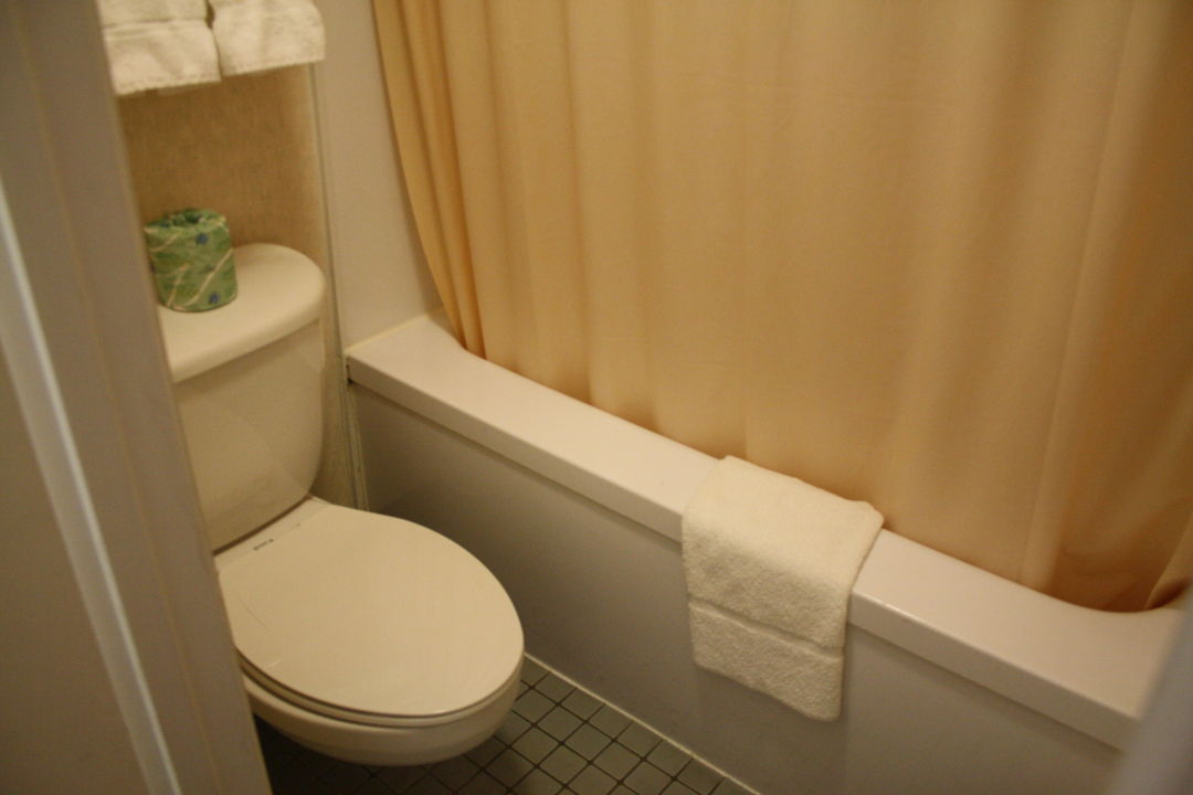 "Bad, Waschbecken außerhalb des Raumes" Hotel The Midtown (Boston