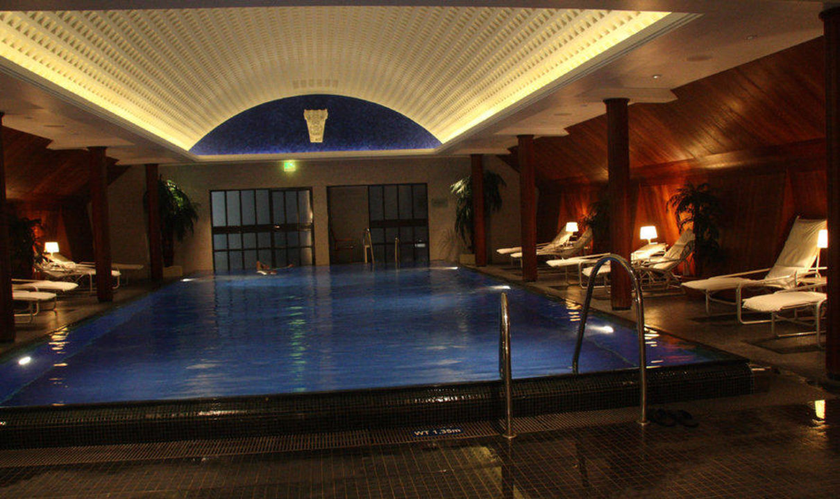 "Der einladende Pool" Hotel Taschenbergpalais Kempinski Dresden