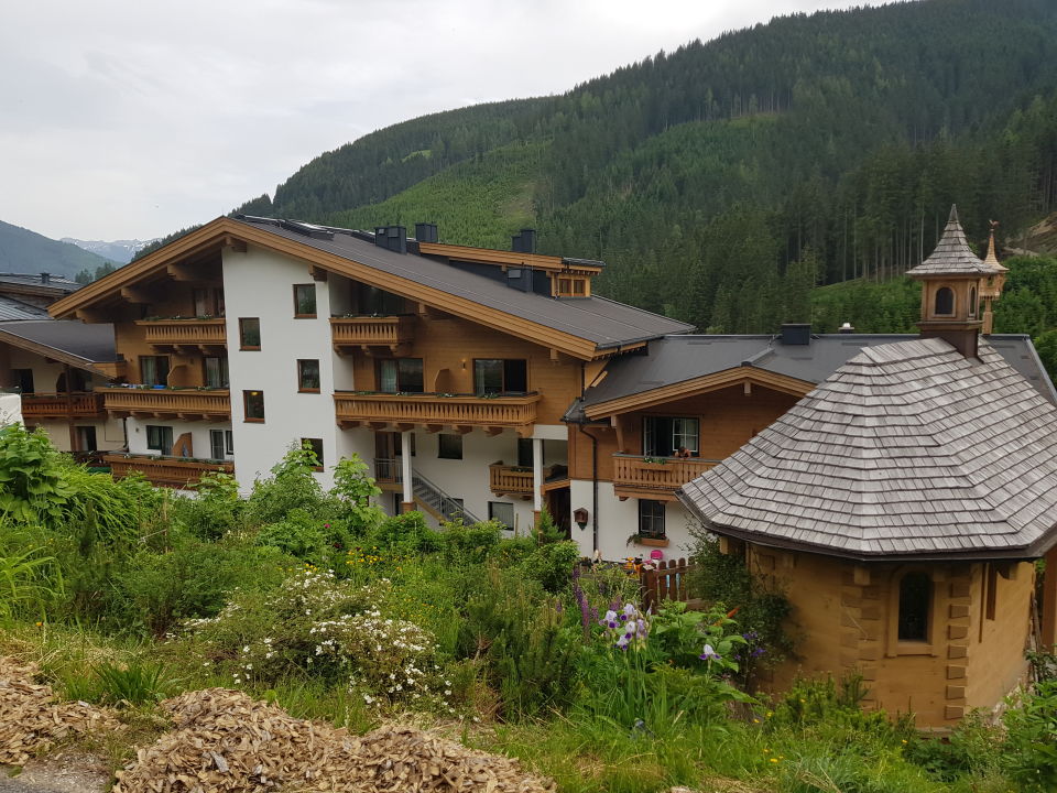 &quot;Außenansicht&quot; Gartenhotel Daxer (Zell am See