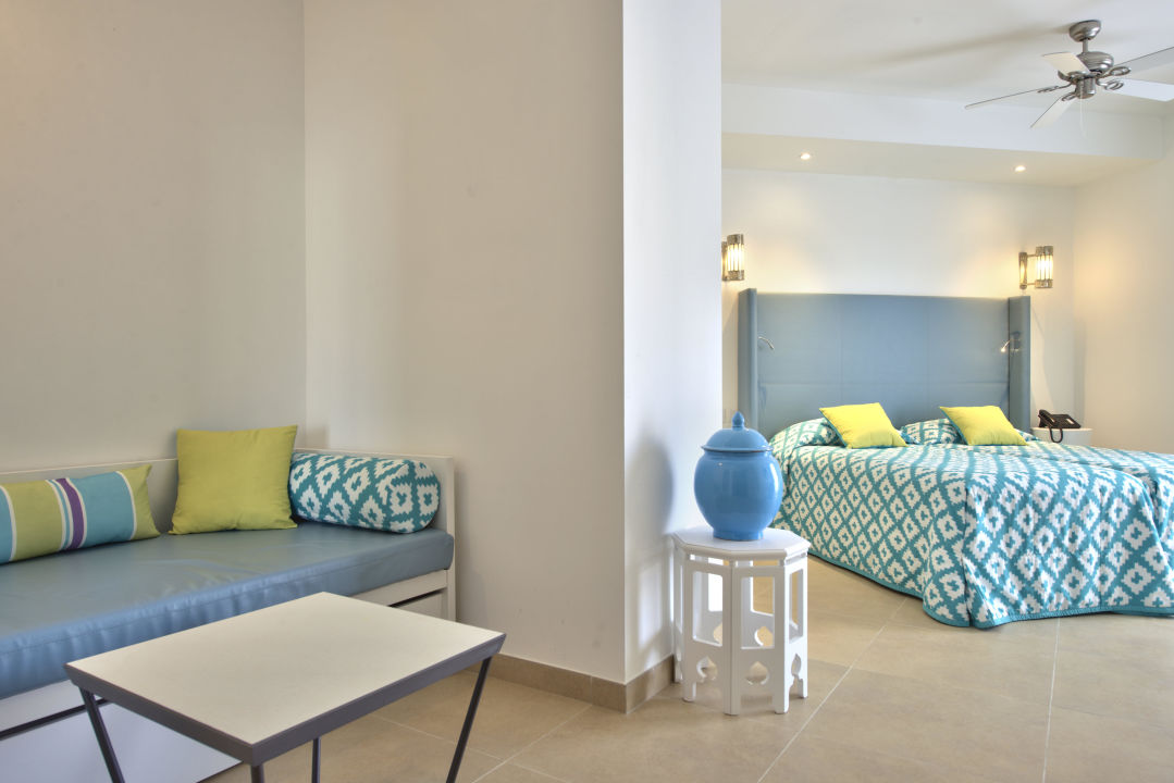 Family Room Db San Antonio Hotel Spa Qawra