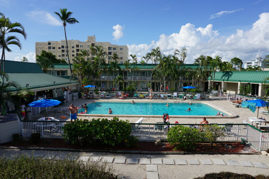 Pool Wyndham Garden Hotel Fort Myers Beach Fort Myers Beach