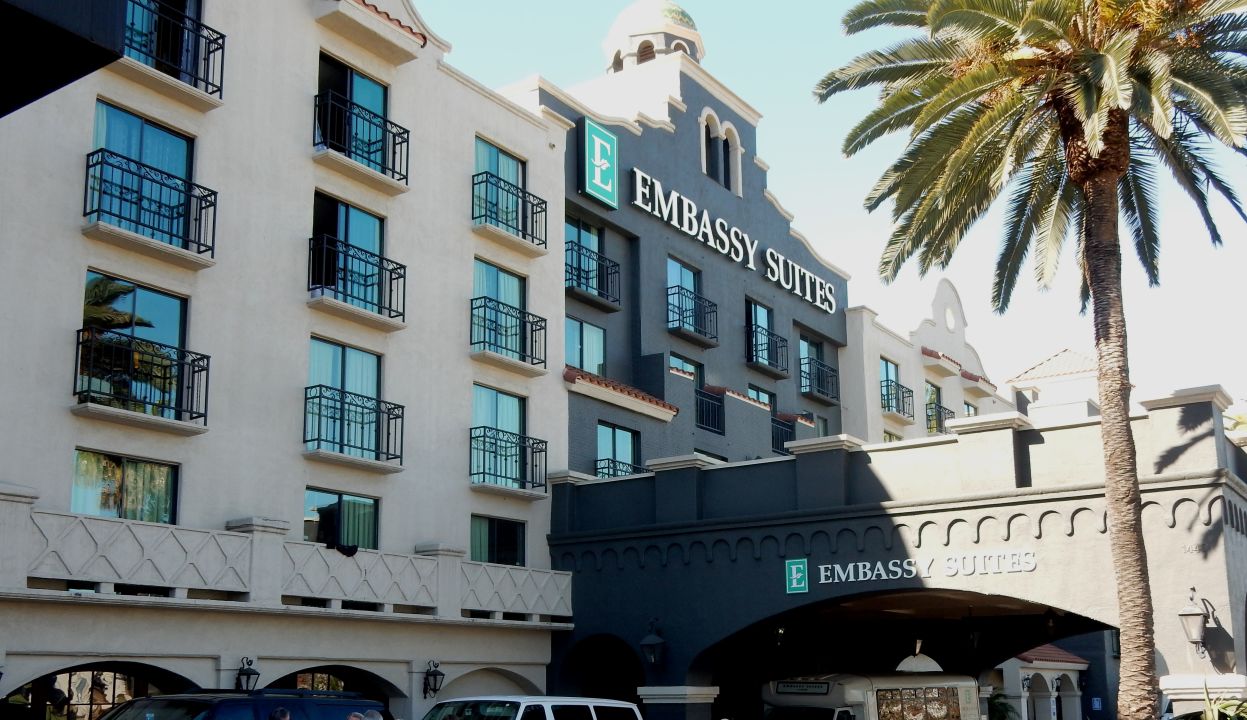 "Außenansicht" Embassy Suites Los Angeles International Airport South
