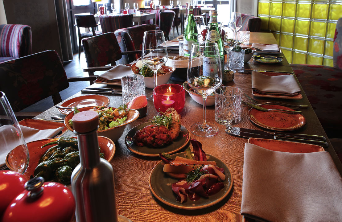 "Gastro" Altes Stahlwerk (Neumünster) • HolidayCheck ...