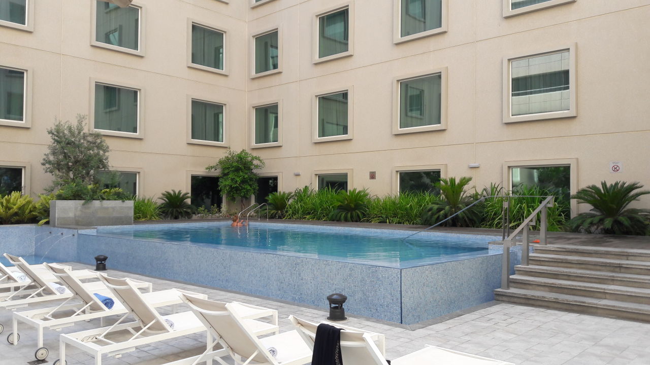 "Pool" Hilton Garden Inn Dubai Mall of The Emirates (Dubai