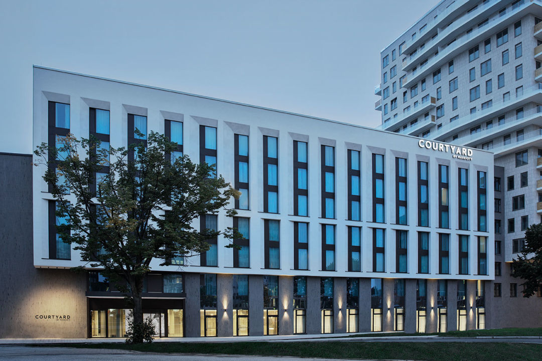 "Außenansicht" Courtyard by Marriott Hamburg City (Hamburg