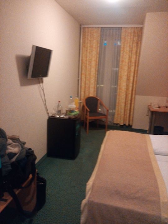 Recht Kahle Wand Mit Kleinem Tv Berlin Mark Hotel Berlin Charlottenburg Wilmersdorf Holidaycheck Berlin Deutschland