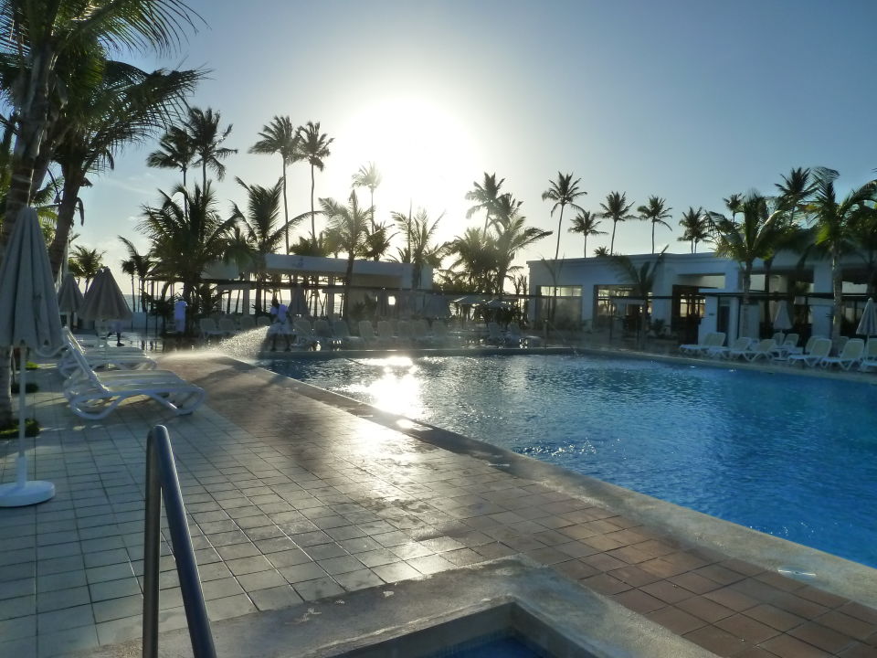  Pool Hotel  Riu  Bambu  Bavaro   HolidayCheck 