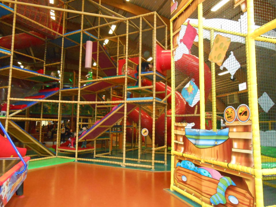"Baluba" Center Parcs Erperheide (Peer) • HolidayCheck (Flandern Belgien)