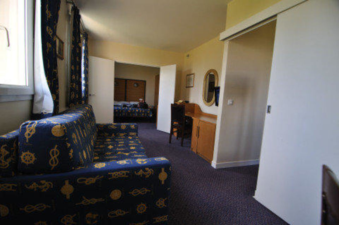 Wohnzimmer Der Suite Explorers Hotel At Disneyland Paris
