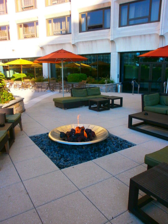 Terrasse Mit Feuerstelle Hotel Hilton Washington Washington D C Holidaycheck Washington D C Usa