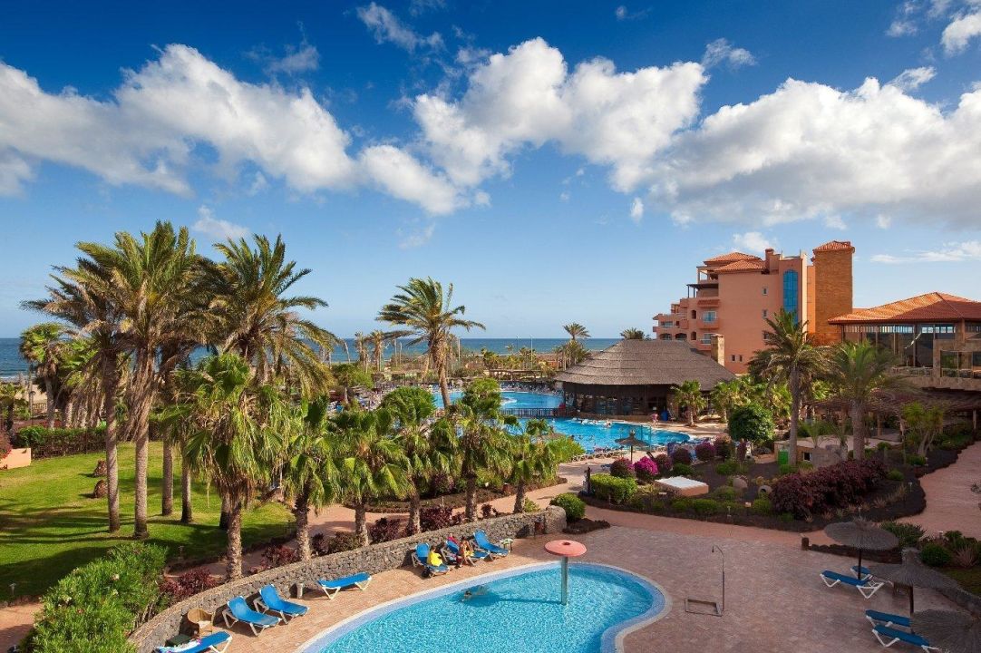 "Exteriores Elba Sara" Hotel Elba Sara Beach & Golf Resort (Caleta de