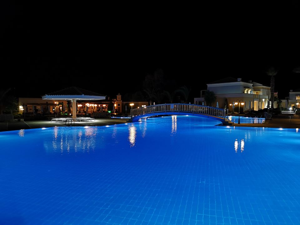 "Pool" Neptune Hotels Resort Convention Centre & Spa (Mastichari