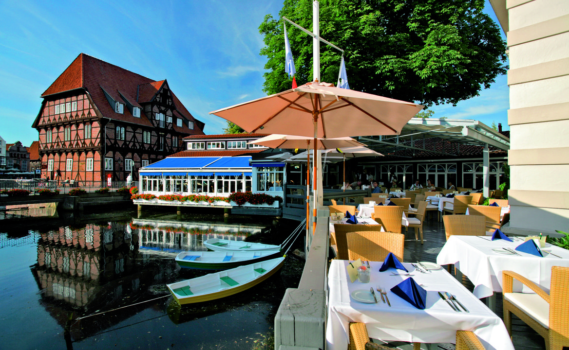 "Terrasse Marina Café mit Lüner Mühle" Bergström Hotel Lüneburg