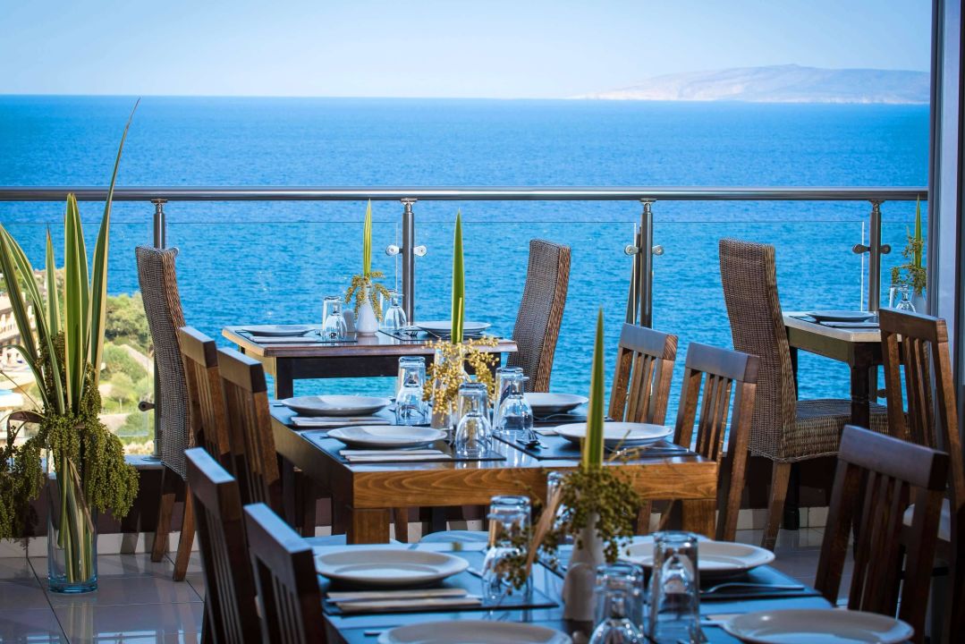 Main Restaurant Amvrosia Outdoor Blue Bay Resort Hotel Agia Pelagia Holidaycheck Kreta Griechenland