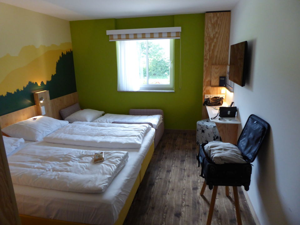 "Zimmer" STYLES Hotel Piding (Piding) • HolidayCheck (Bayern | Deutschland)