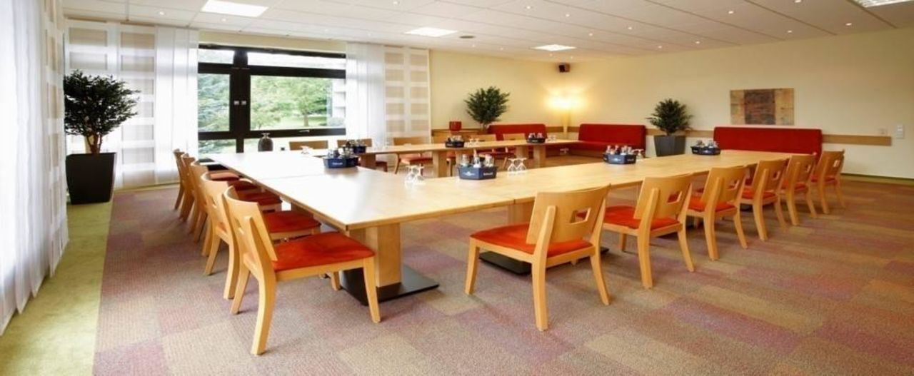 "Tagungsraum" Hotel am Kurpark Brilon (Brilon) • HolidayCheck (Nordrhein-Westfalen | Deutschland)