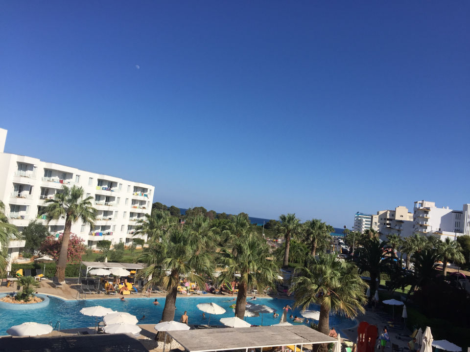 "Ausblick" allsun Hotel Orient Beach (Sa Coma) • HolidayCheck (Mallorca