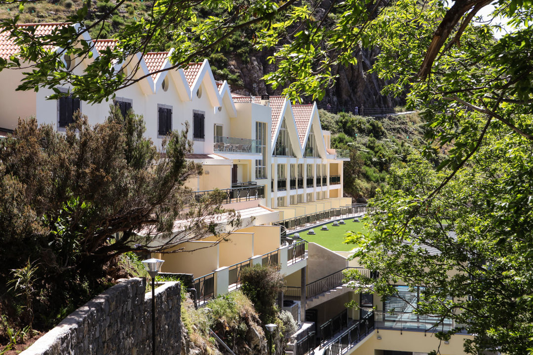  Exterior view  Eira Serrado Hotel SPA  Curral das Freiras