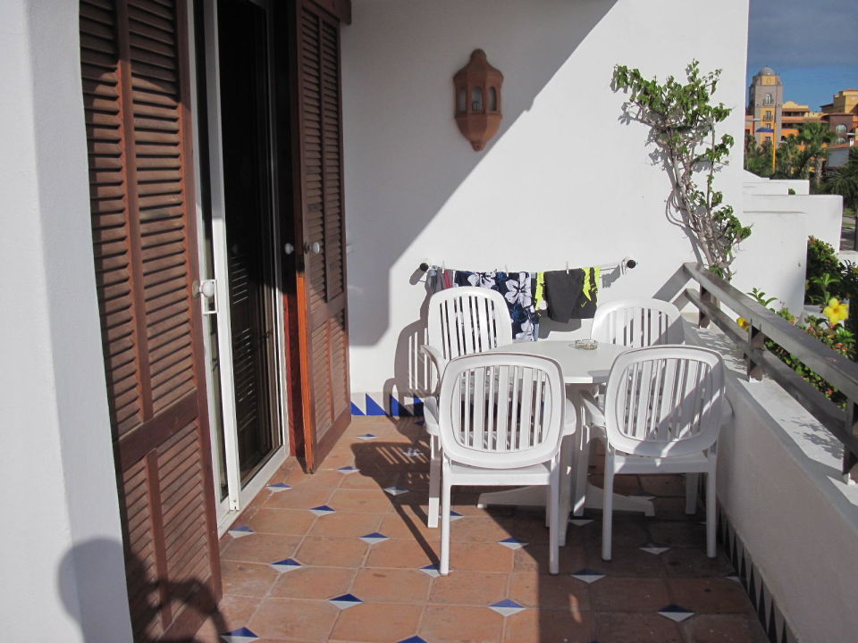 "Gartenmöbel auf der Terrasse" Apartamentos Parque Santiago 3 (Playa de