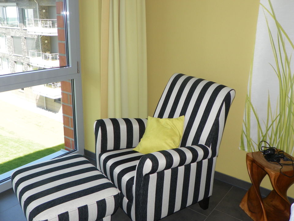 "Zweiter Relax-Sessel im Schlafzimmer" Haus Residenz am Yachthafen
