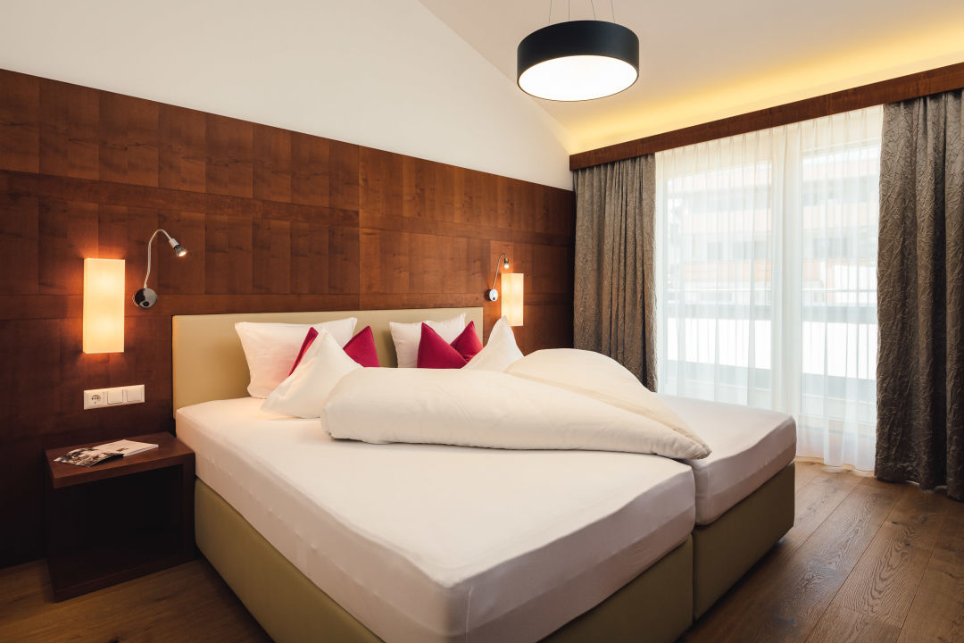 "Zimmer" Schneeweiss Lifestyle Apartments (Serfaus) • HolidayCheck