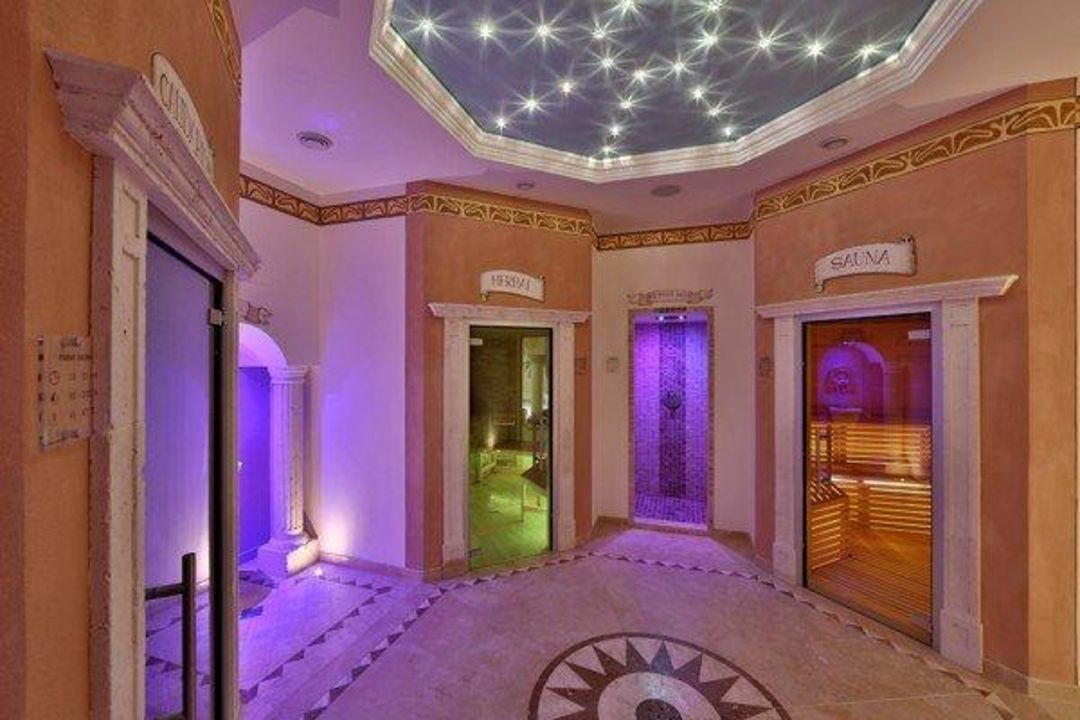 Caracalla Spa Saunas Hotel Elizabeth Trencin • Holidaycheck