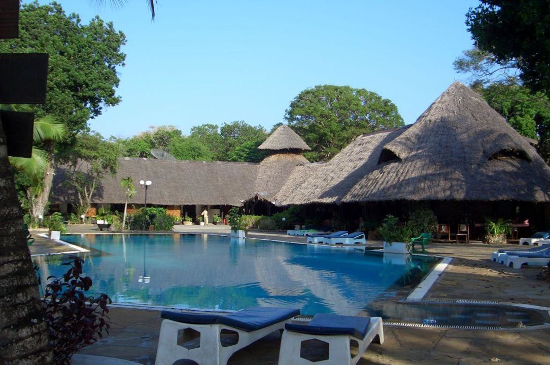 safari beach hotel diani jobs