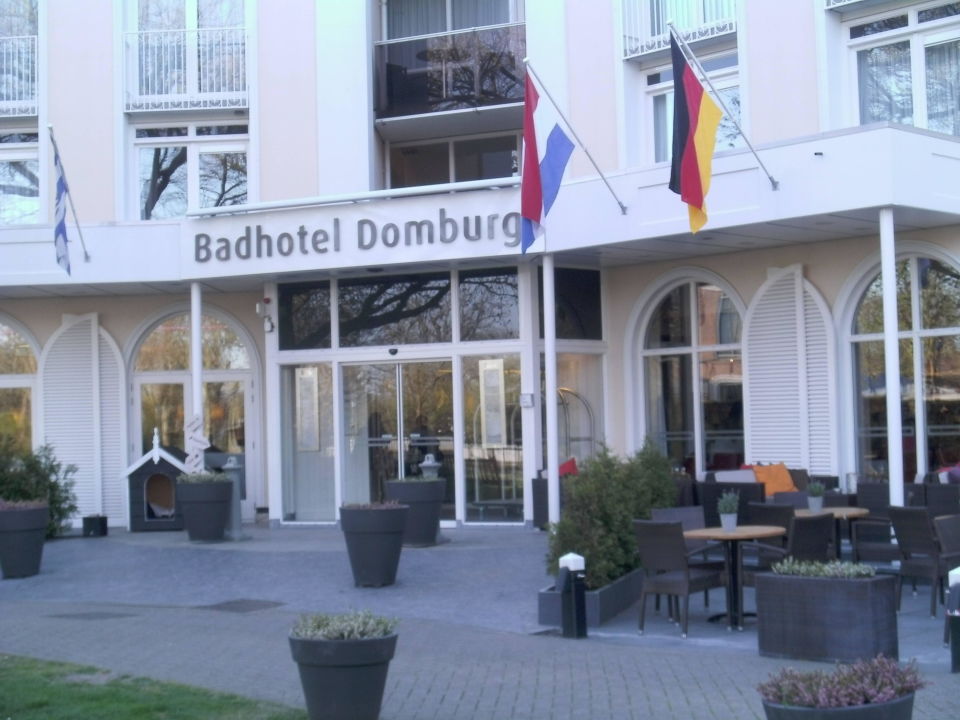 "Eingang Hotel" Badhotel Domburg (Domburg) • HolidayCheck (Seeland ...