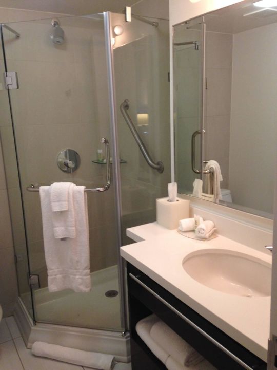"Badezimmer" Hotel Staybridge Suites Times Square (Weehawken