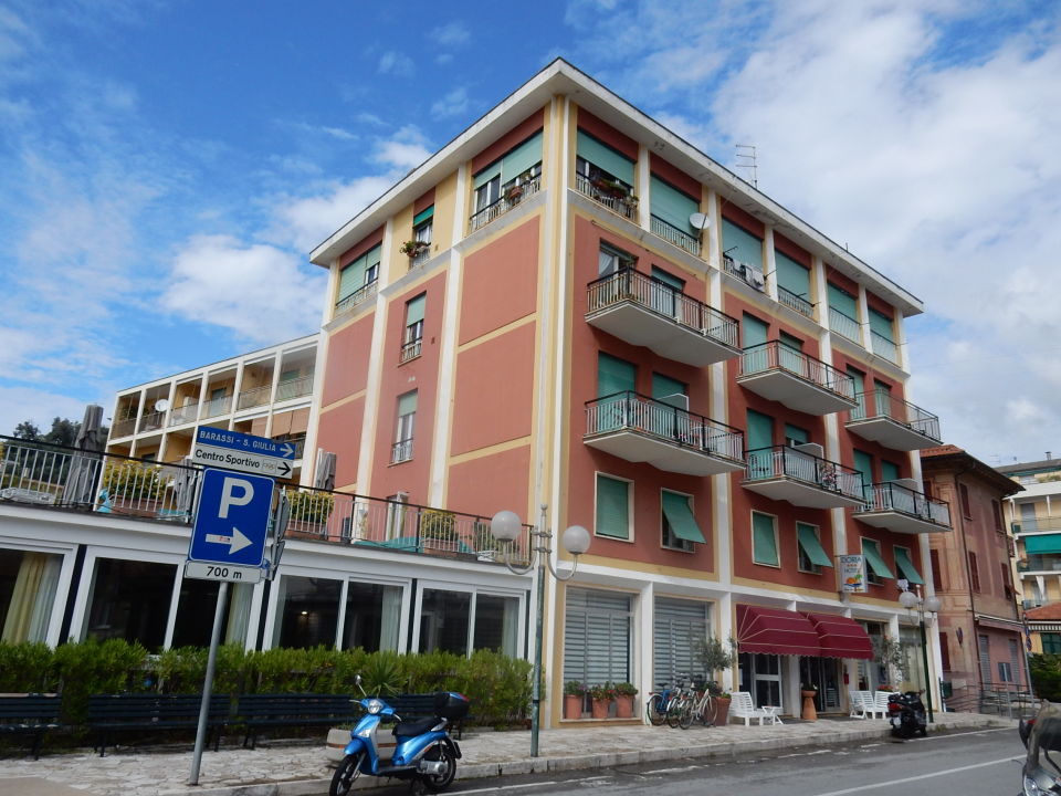 "Außenansicht" Hotel Doria (Cavi di Lavagna) • HolidayCheck (Ligurien