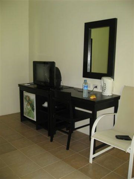 "Wohnraum im Bungalow" Phu Khao Lak Resort (Nang Thong Beach