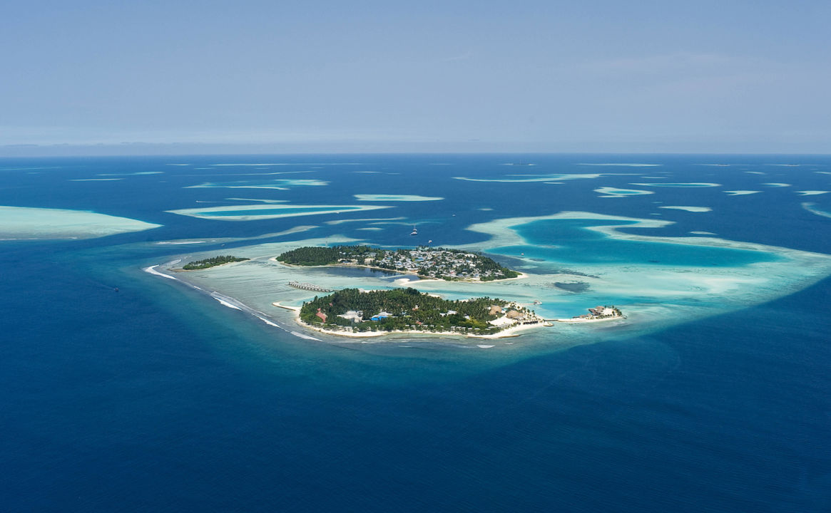 Exterior And Aerial View Of The Resort Holiday Inn Resort Kandooma Maldives Maafushi