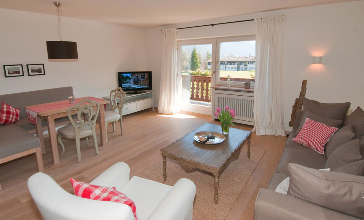 Bild "wohnzimmer in der ferienwohnung wallberg" zu mein landhaus ...