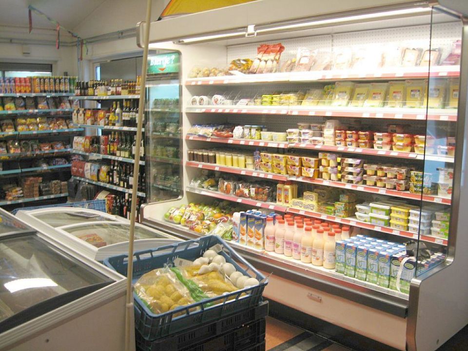 "Supermarkt" Roompot Kustpark Egmond aan Zee (Egmond aan Zee