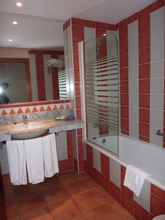 "Bad" Hotel H10 Salauris Palace (Salou) • HolidayCheck ...