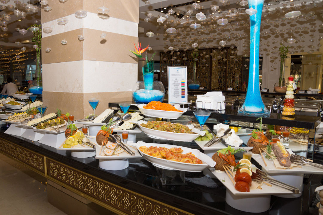 "Kaltes Buffet" Hotel Crystal Palace Luxury Resort & Spa ...