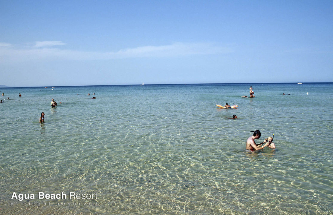 "L'acqua cristallina" Agua Beach Resort (Noto ...