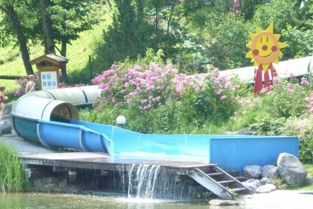 "Wasserrutsche" POST - Family Resort (Unken) • HolidayCheck (Salzburger