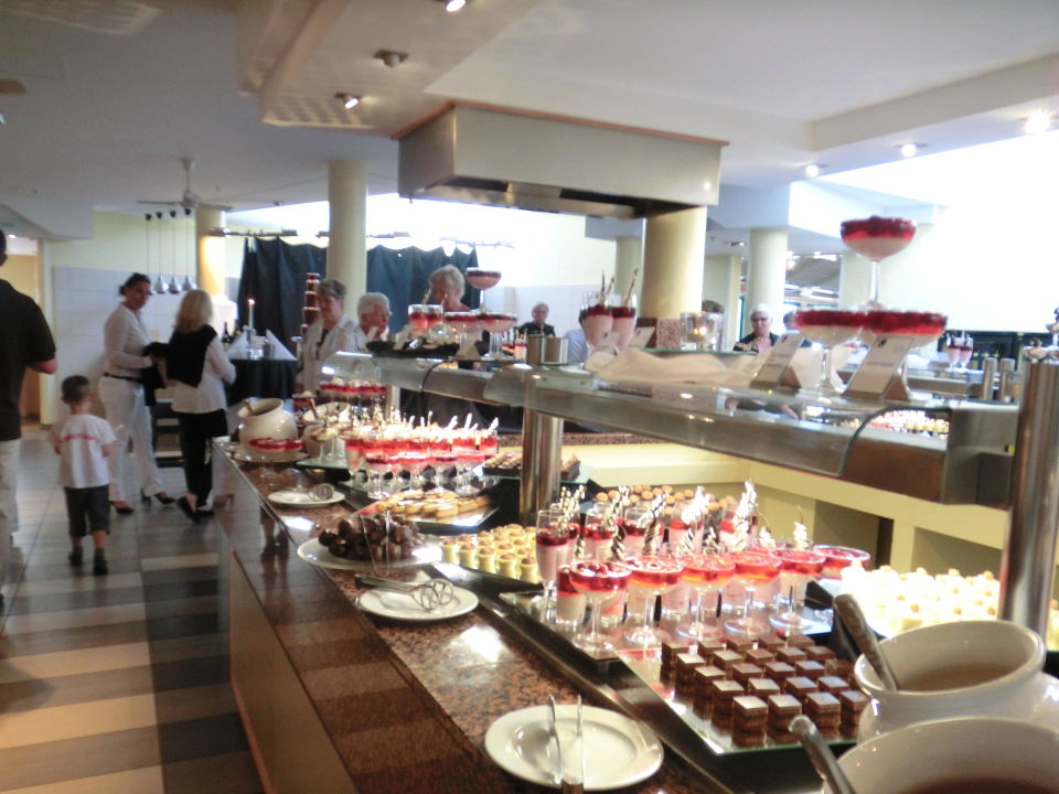 "Sehr schönes großes Buffet" ROBINSON CLUB ESQUINZO PLAYA (Esquinzo