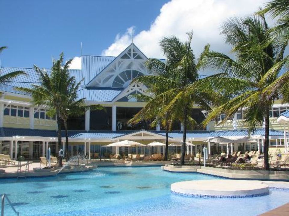 Pool Magdalena Grand Beach Resort Carnbee • Holidaycheck Trinidad