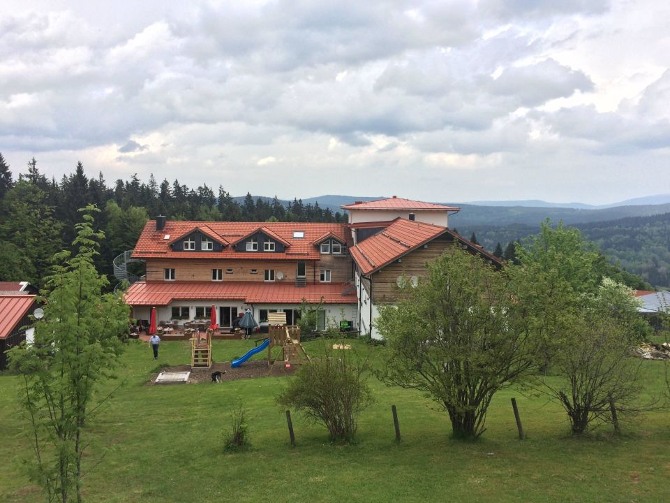 "Terrassenseite" Landhotel Haus Waldeck