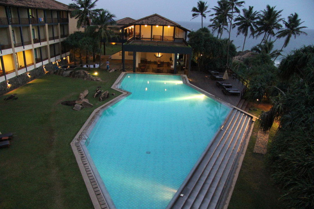 "Garten Pool an der Poolbar" Hotel Jetwing Lighthouse