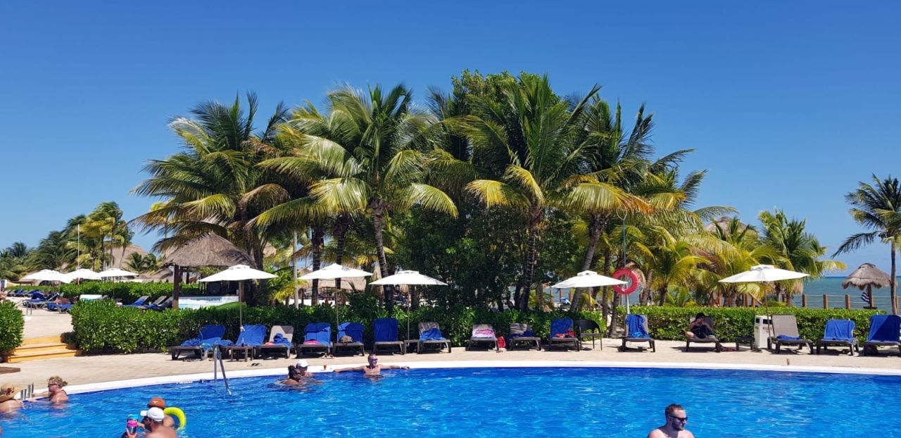 pool-h10-ocean-maya-royale-adults-only-playa-del-carmen-playacar