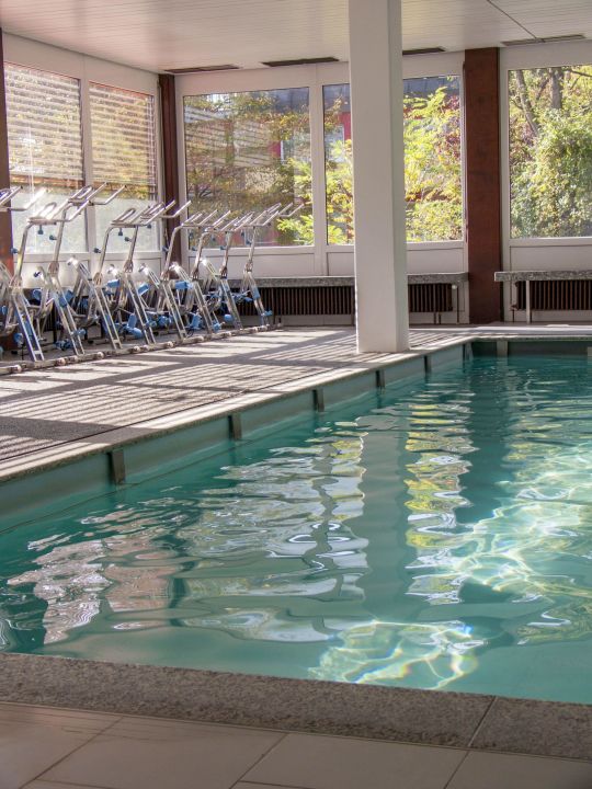 Schwimmbad Düsseldorf Mit Sauna