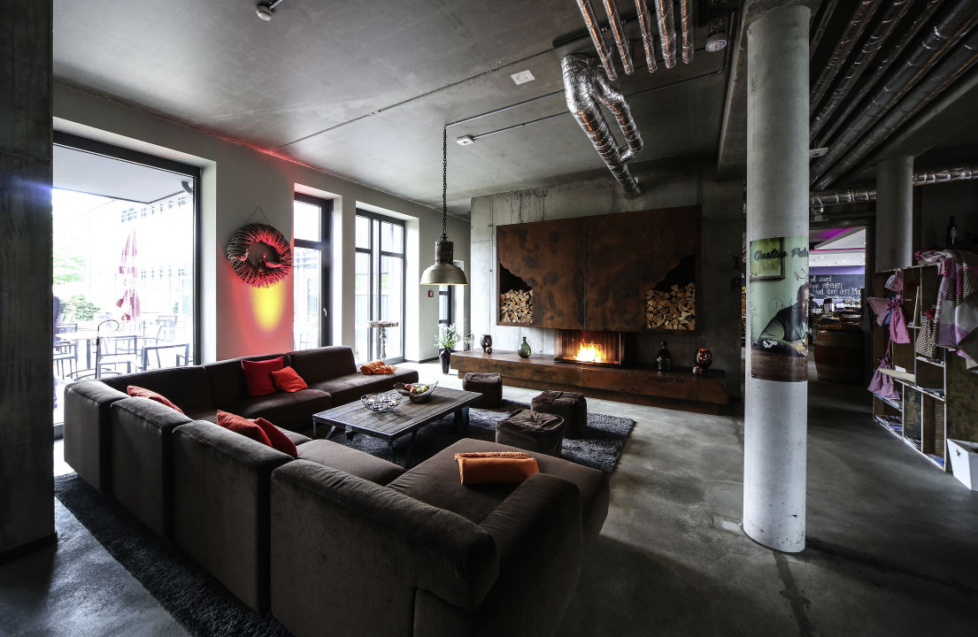 "Lobby" Altes Stahlwerk (Neumünster) • HolidayCheck ...